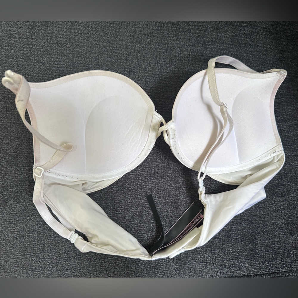 Bombshell Bra - Guc - image 2